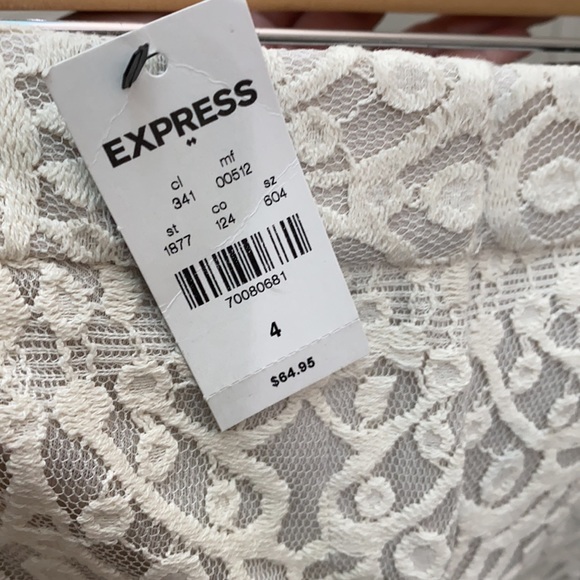 Off white shorts - Picture 4 of 4